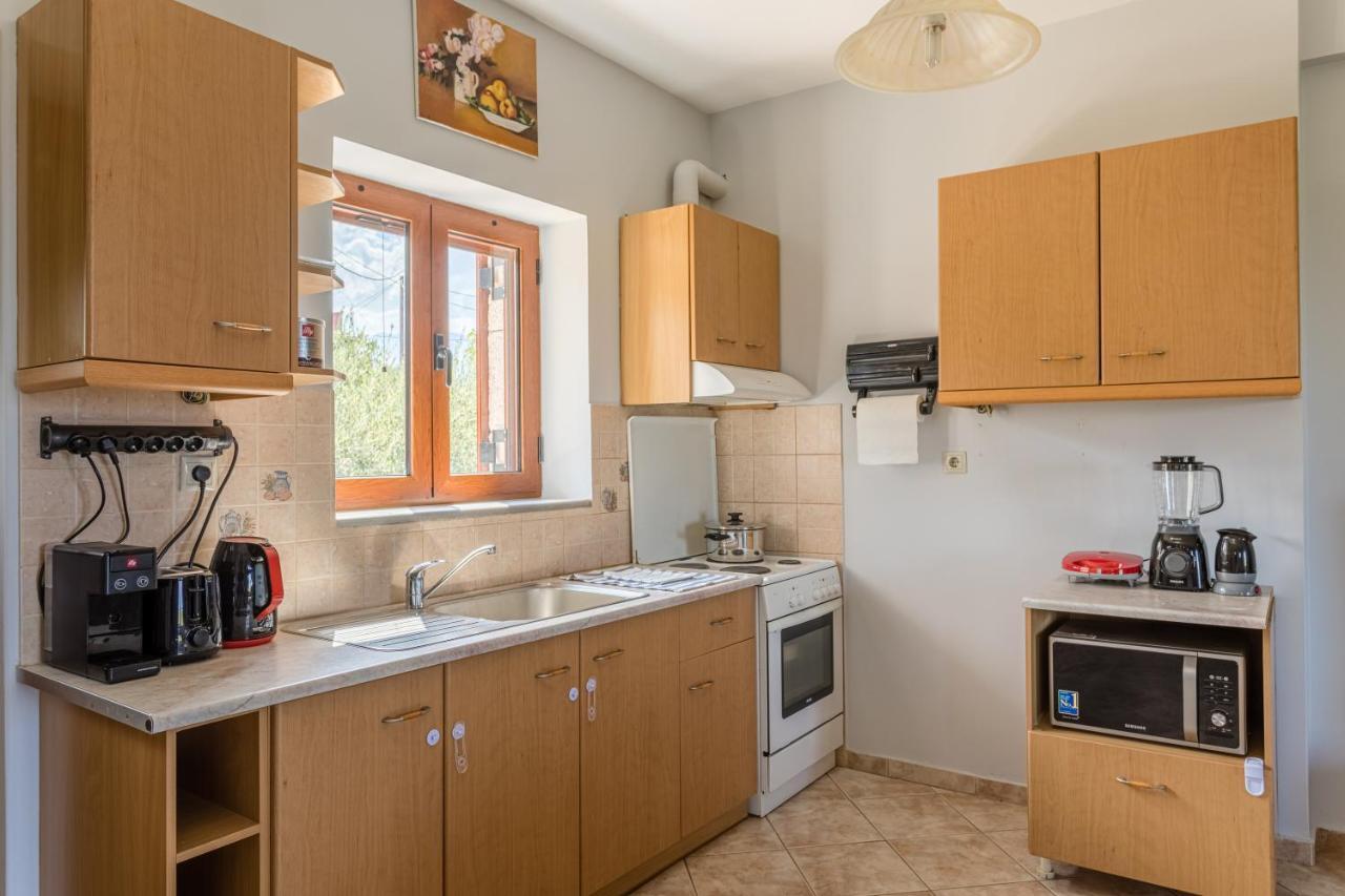 Lévktron Chioureas Apartments מראה חיצוני תמונה